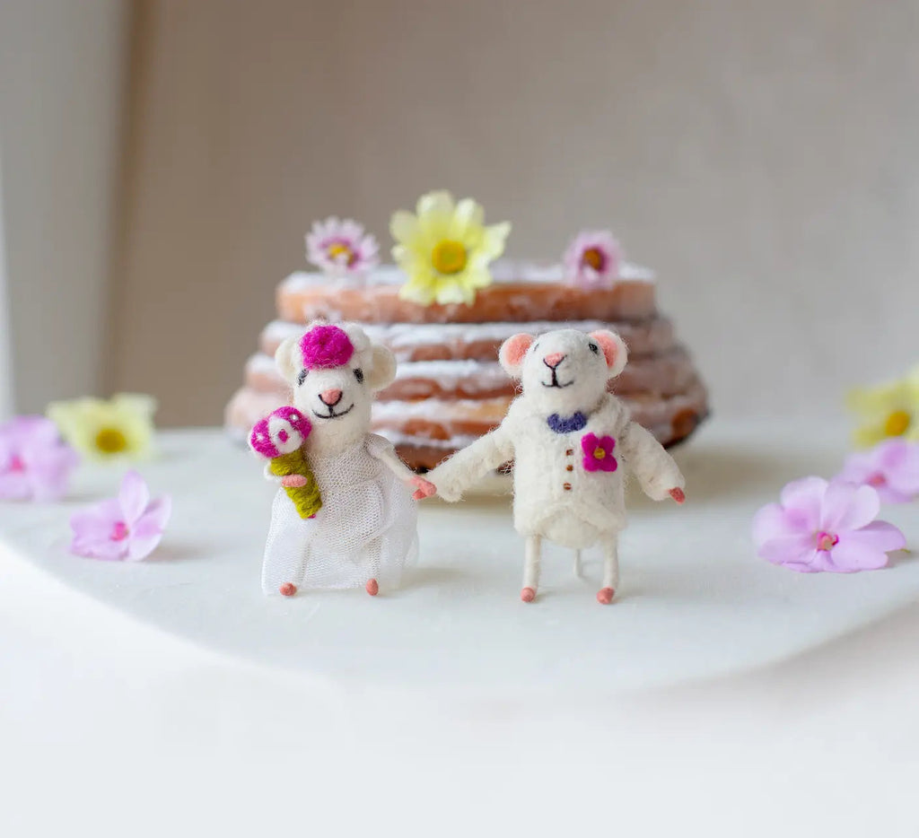 Page Boy Bridesmaid Mice