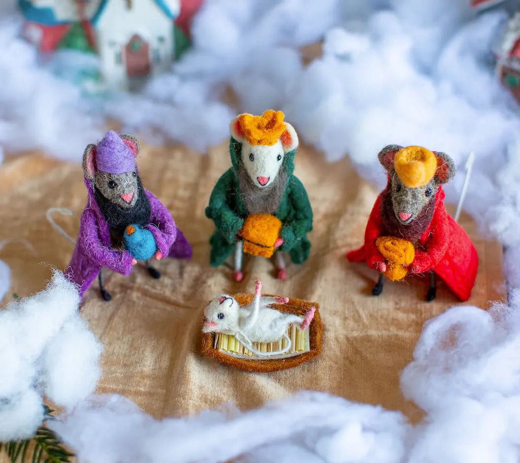 Wise Mice Nativity Set